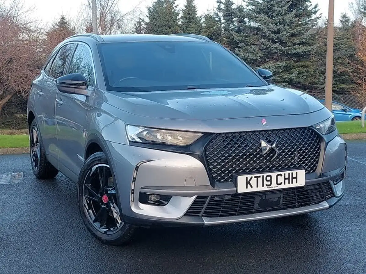 2019-ds-ds-7-crossback-16-puretech-performance-line-225ps-big-0