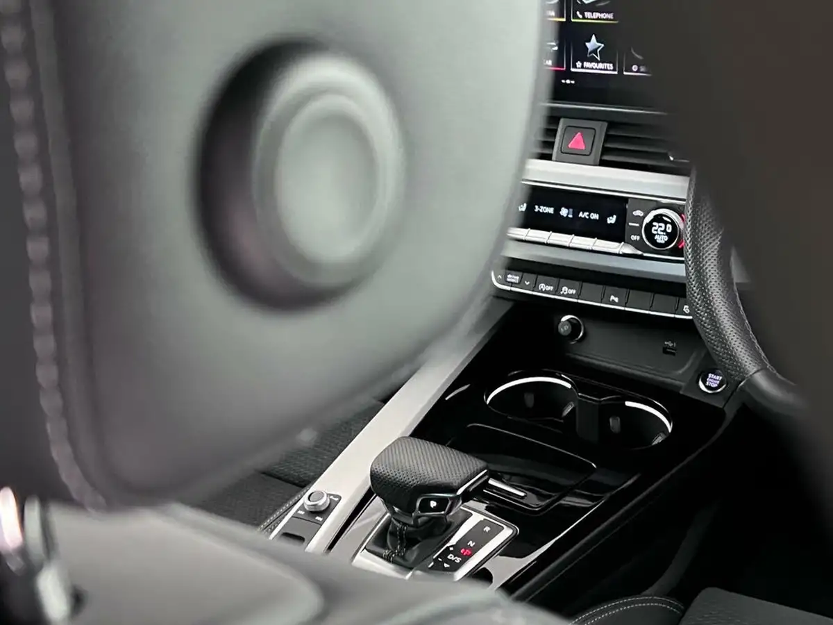 2022-audi-a4-20-35-tfsi-s-line-tronic-big-39