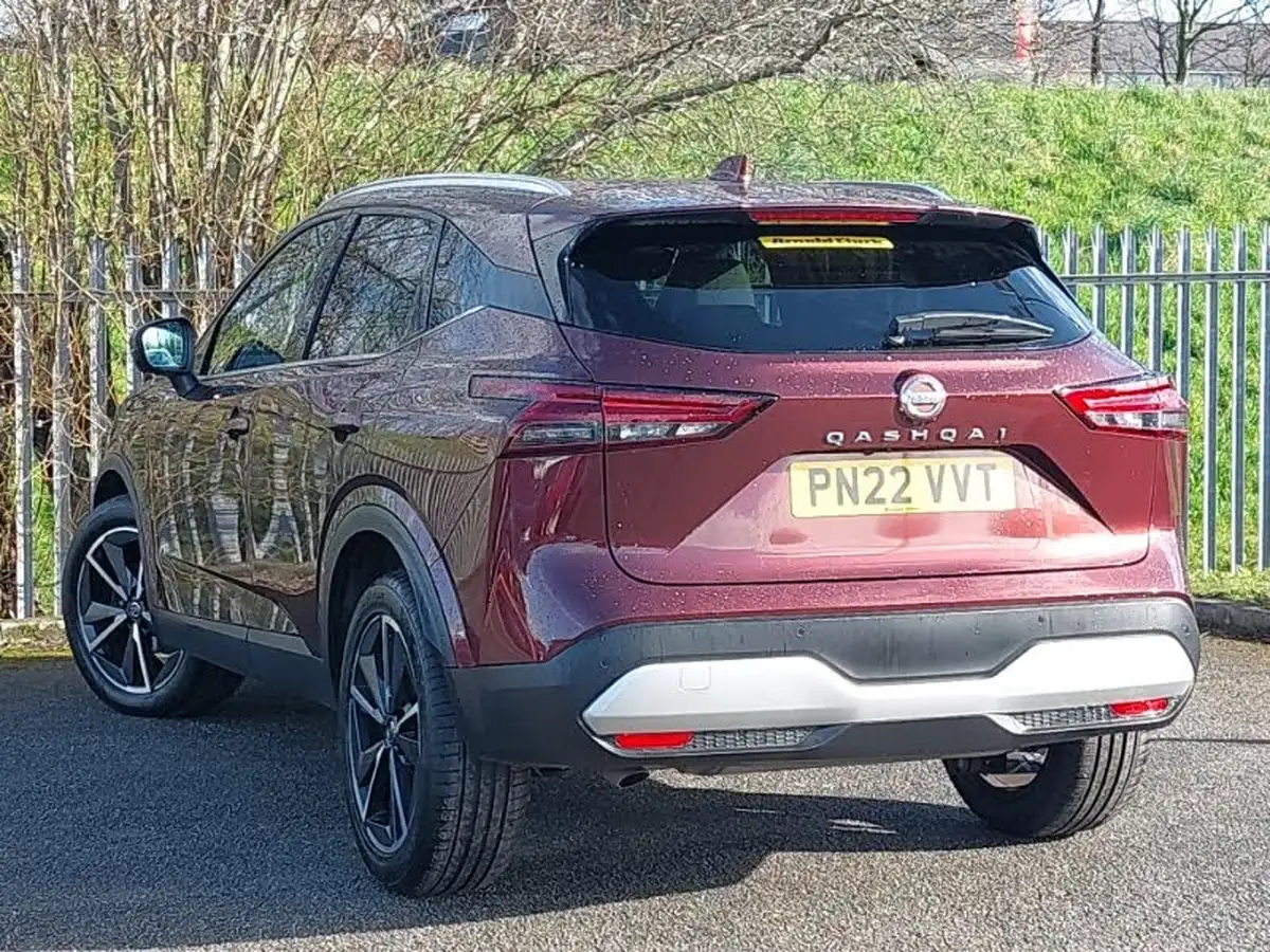 2022-nissan-qashqai-13-dig-t-tekna-158ps-xtronic-big-1