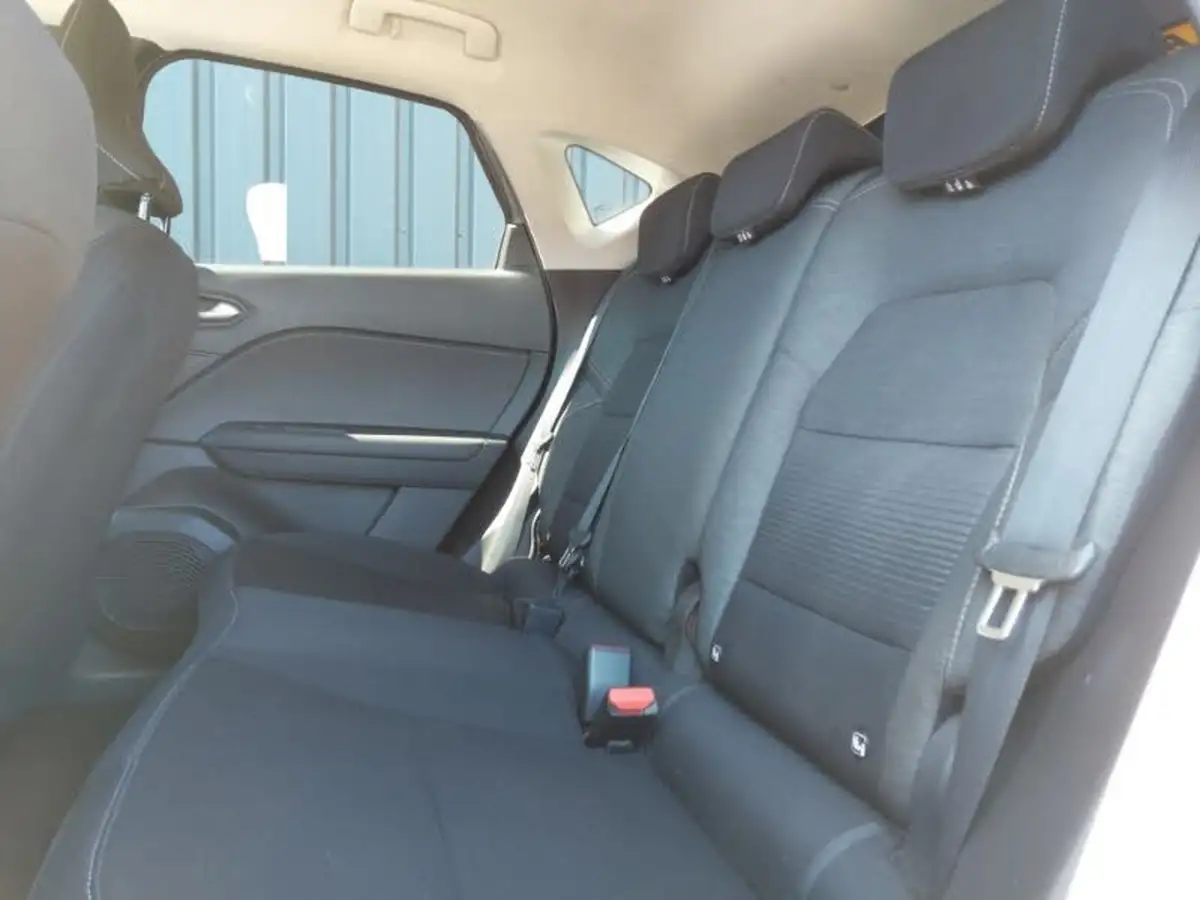 2021-renault-captur-10-tce-iconic-90ps-big-5