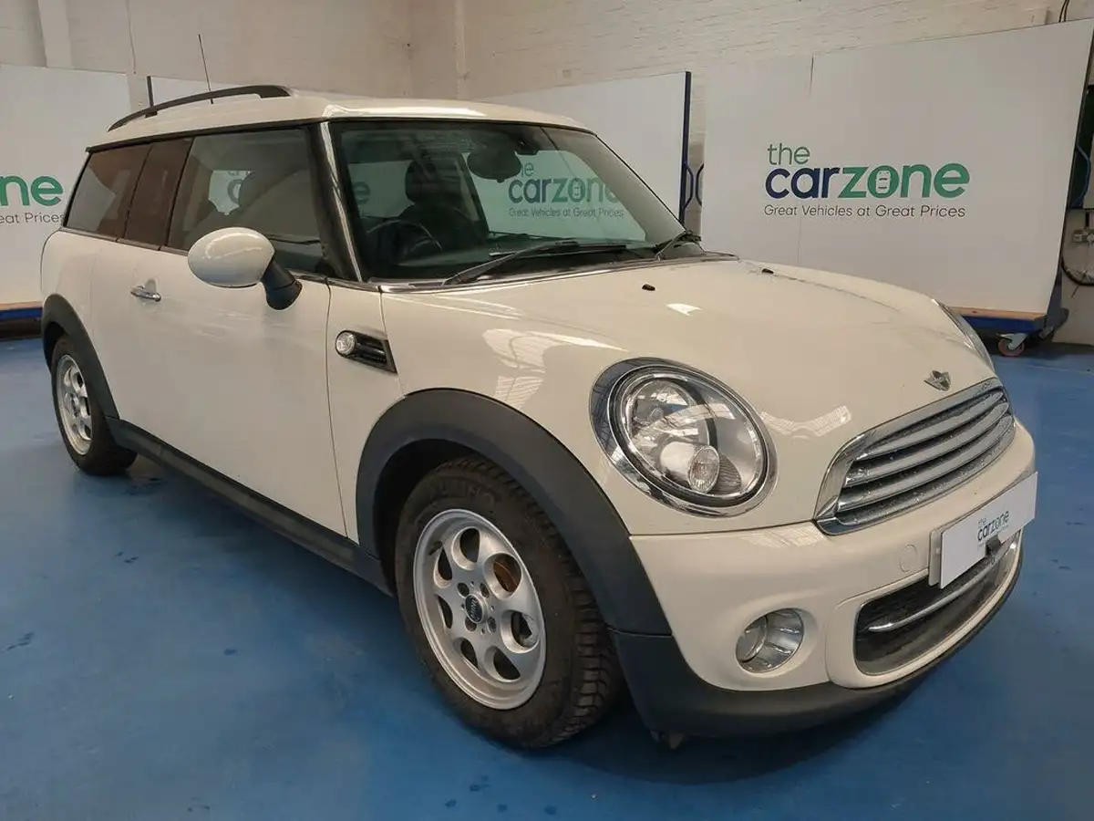 2014-mini-clubman-16-cooper-big-0