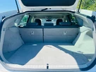 2011-toyota-prius-small-9