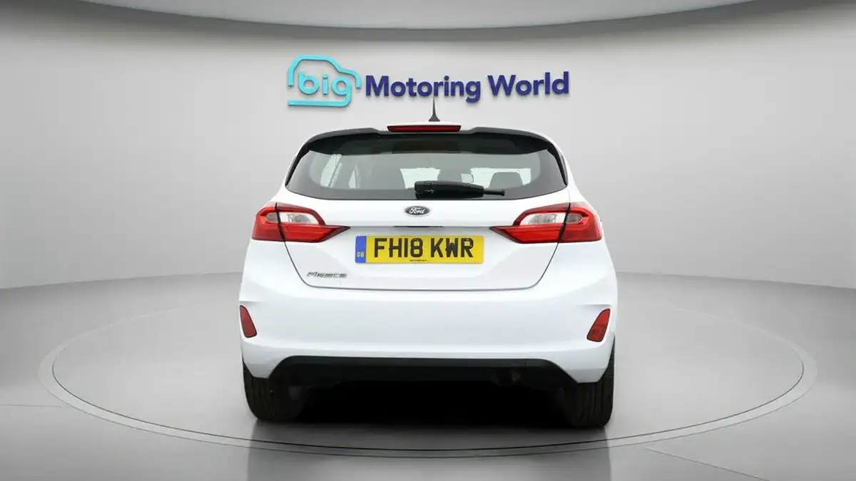 2018-ford-fiesta-10t-zetec-5d-auto-big-6