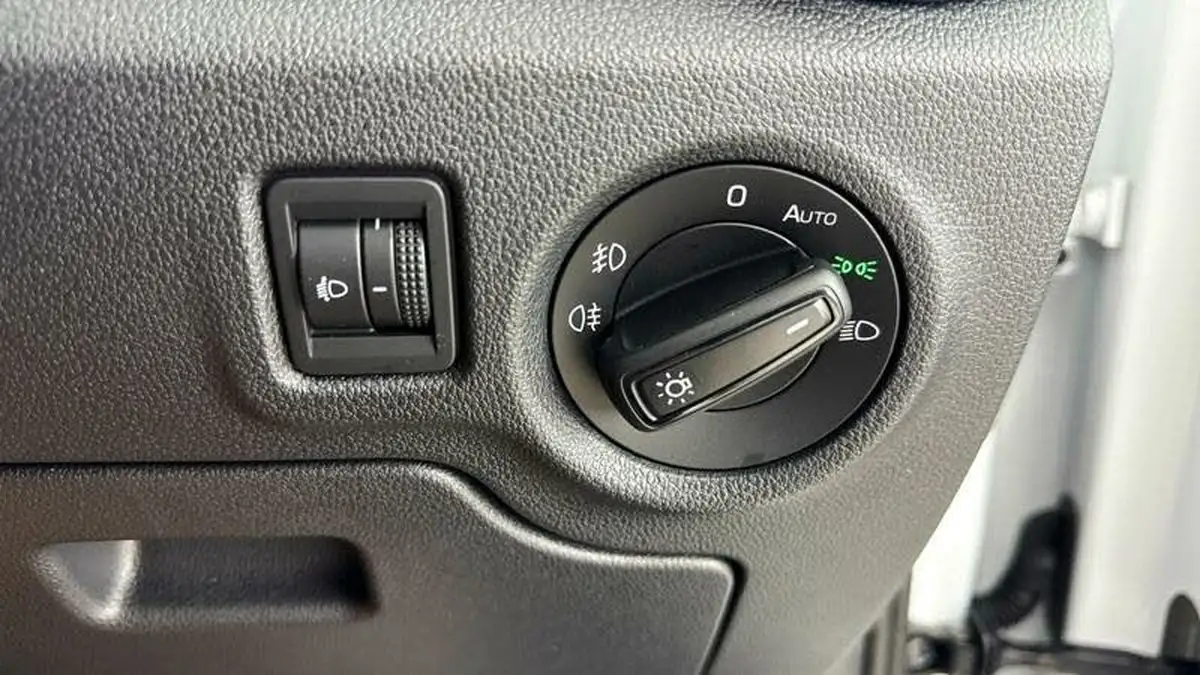 2023-skoda-fabia-15-tsi-monte-carlo-big-19
