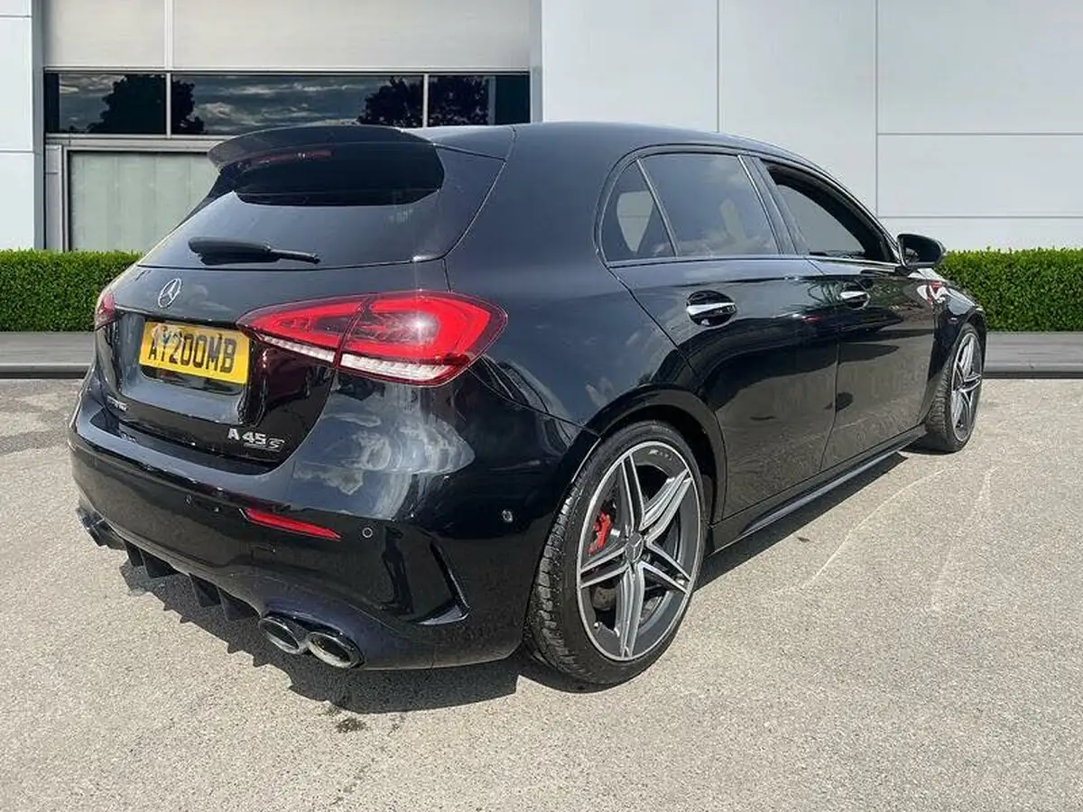 2020-mercedes-benz-a-class-20-a45-s-amg-big-7