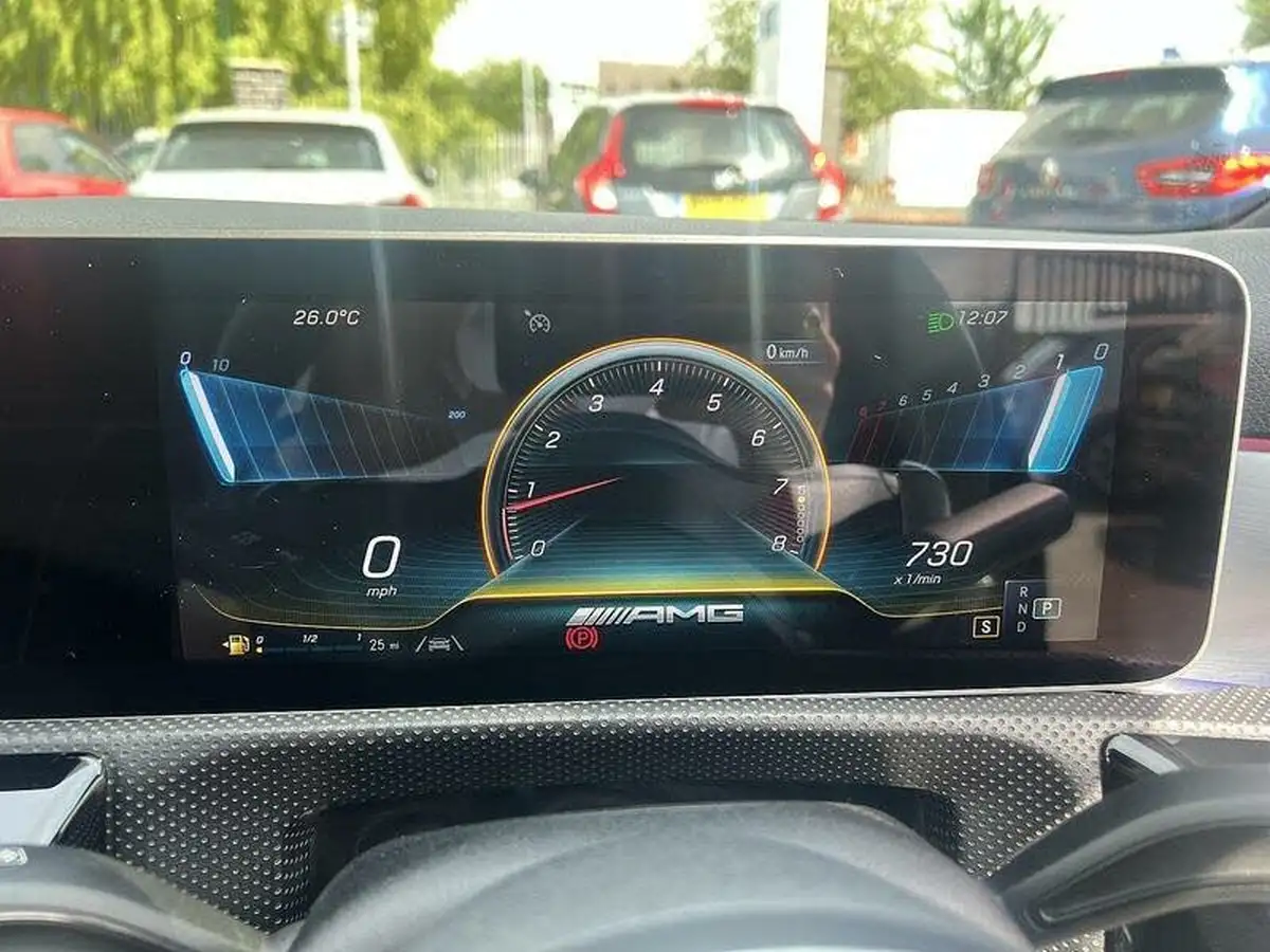 2020-mercedes-benz-a-class-20-a45-s-amg-big-31