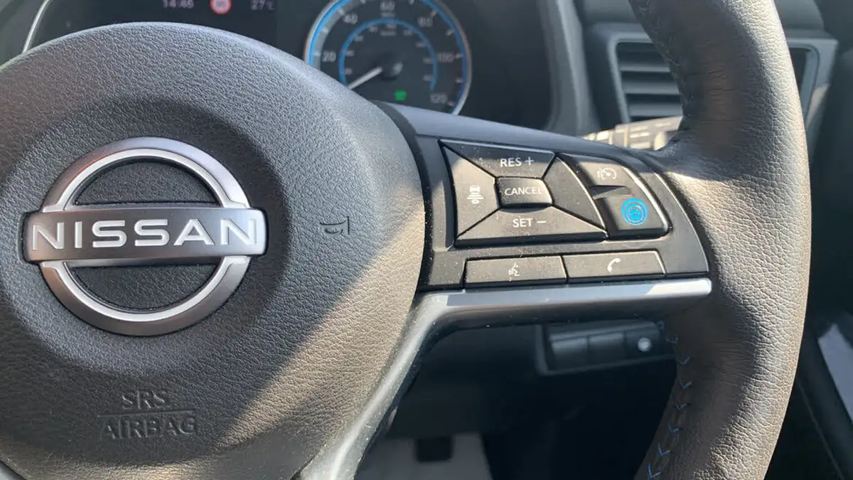2022-nissan-leaf-e-n-connecta-39kwh-big-23