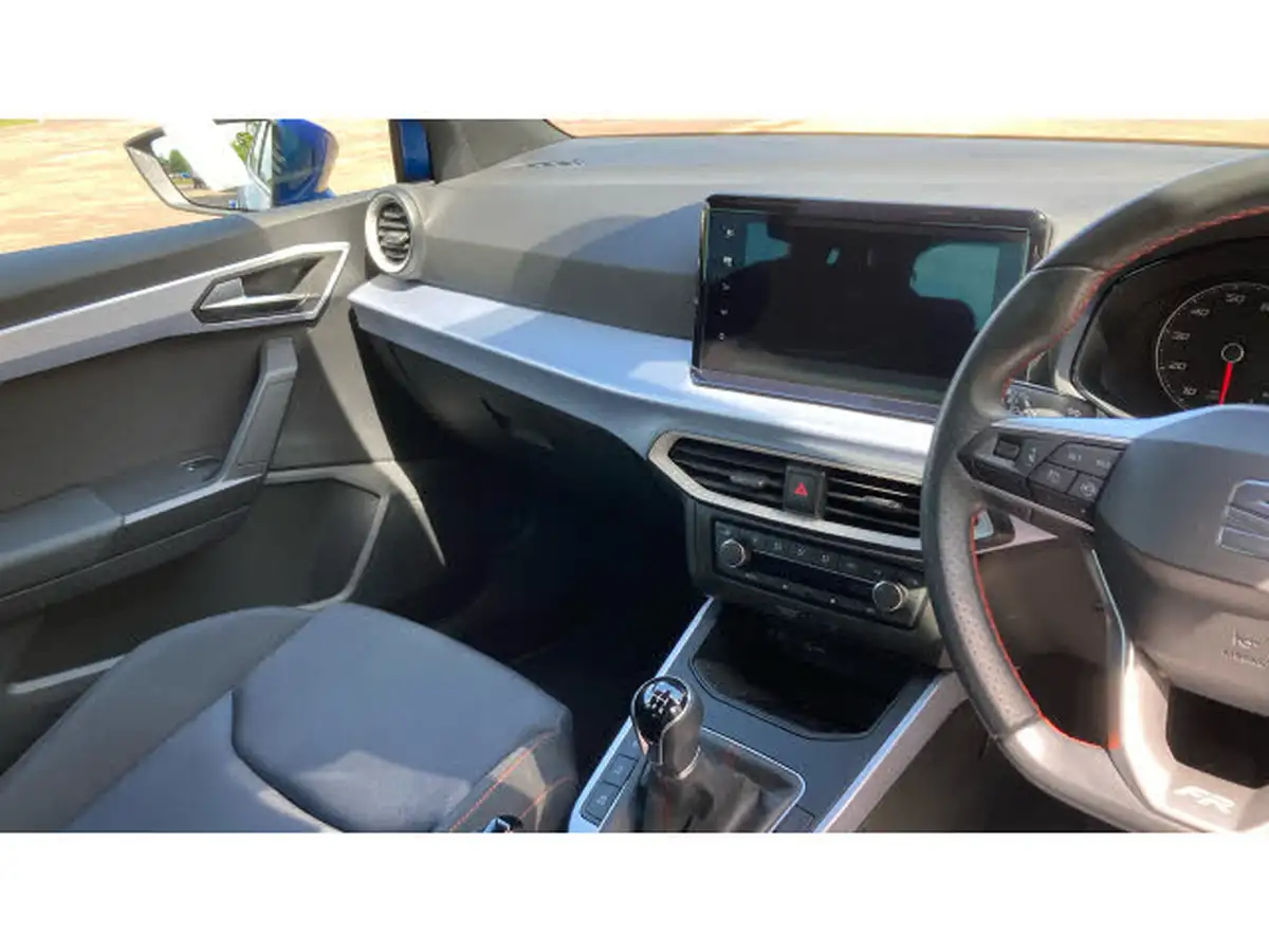 2022-seat-arona-10-tsi-fr-big-13