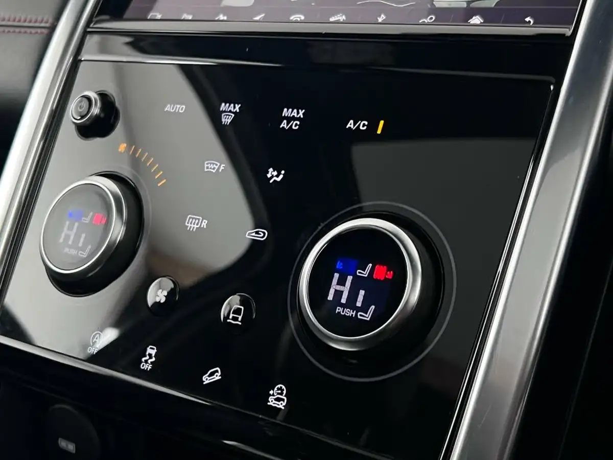 2020-land-rover-discovery-sport-20-d180-r-dynamic-hse-big-40