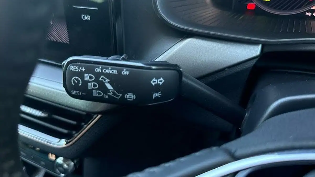 2023-skoda-scala-15-tsi-se-l-dsg-big-21