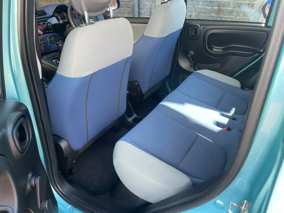 2015-fiat-panda-09-lounge-ss-dualogic-big-23
