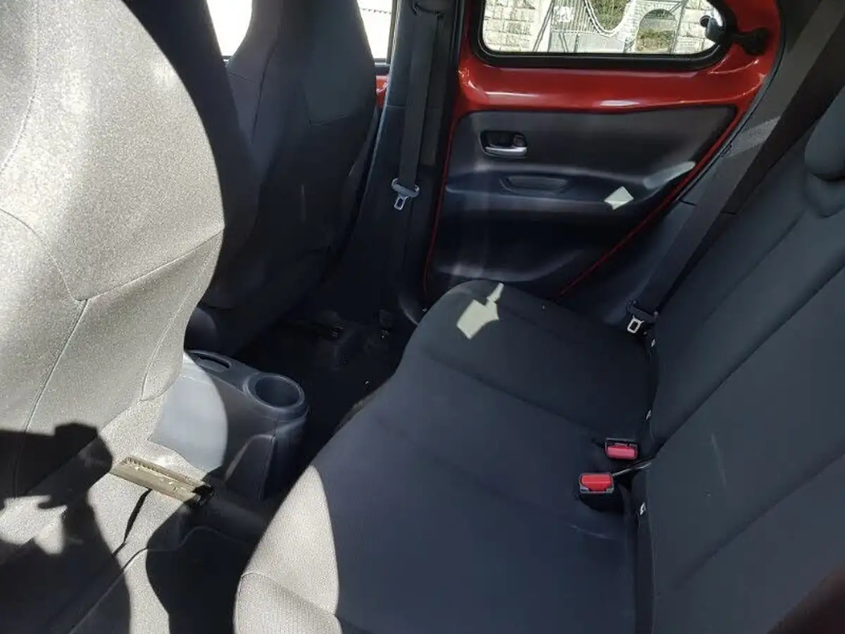 2022-toyota-aygo-x-10-vvt-i-edge-big-5