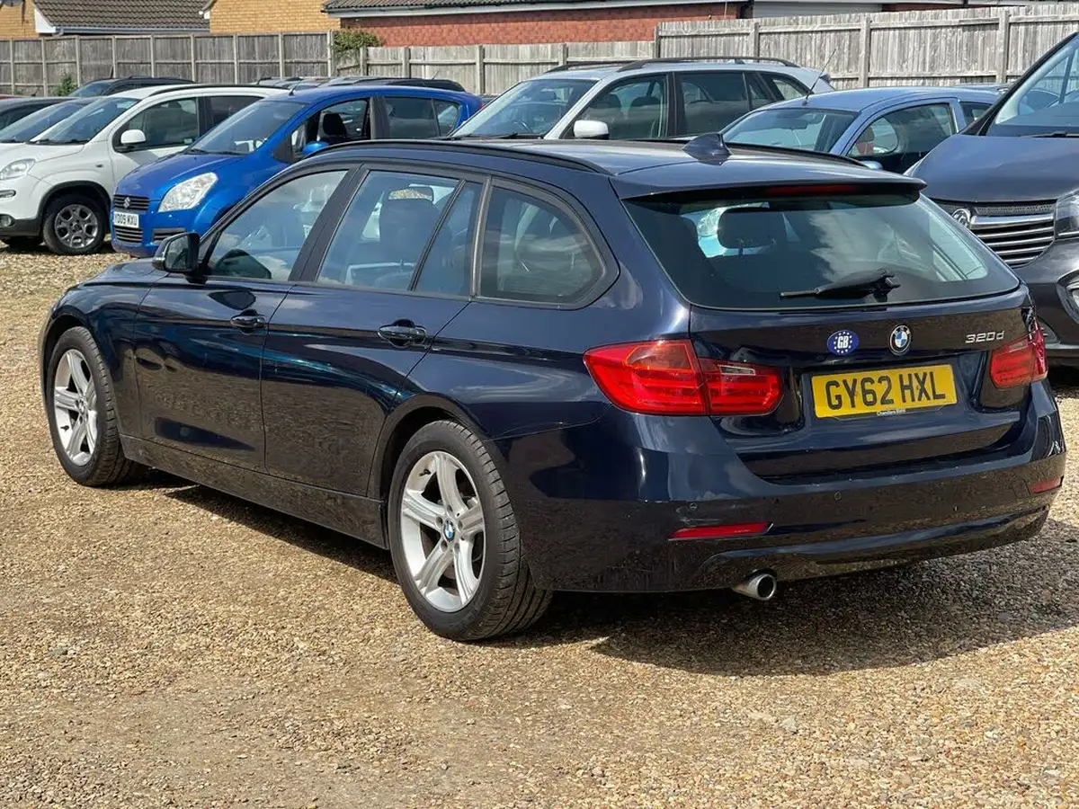 2012-bmw-3-series-20td-320d-se-184bhp-ss-touring-5d-big-8