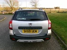 2019-dacia-logan-mcv-stepway-09-tce-techroad-small-3