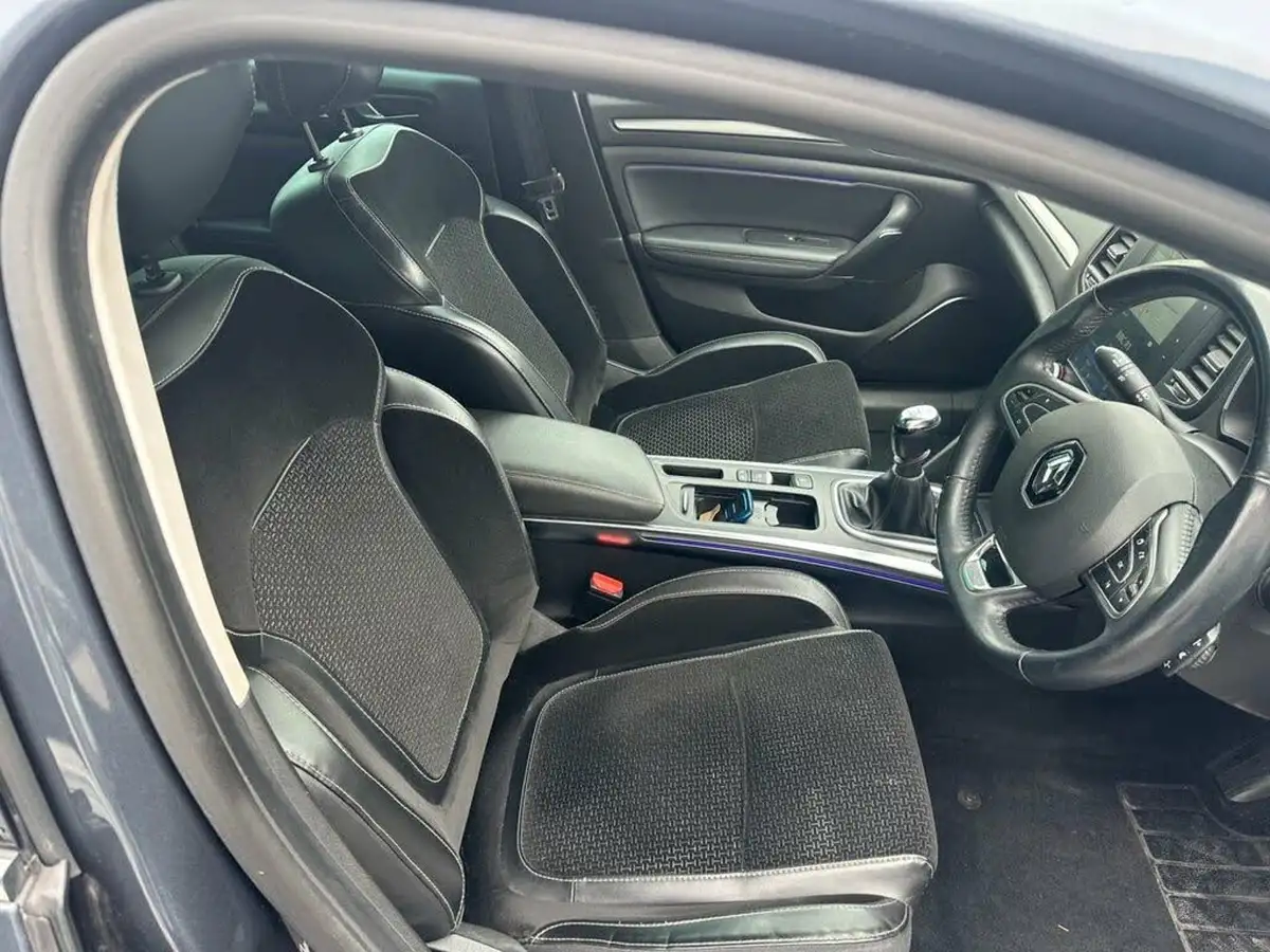 2017-renault-megane-16dci-dynamique-s-nav-sport-tourer-big-9