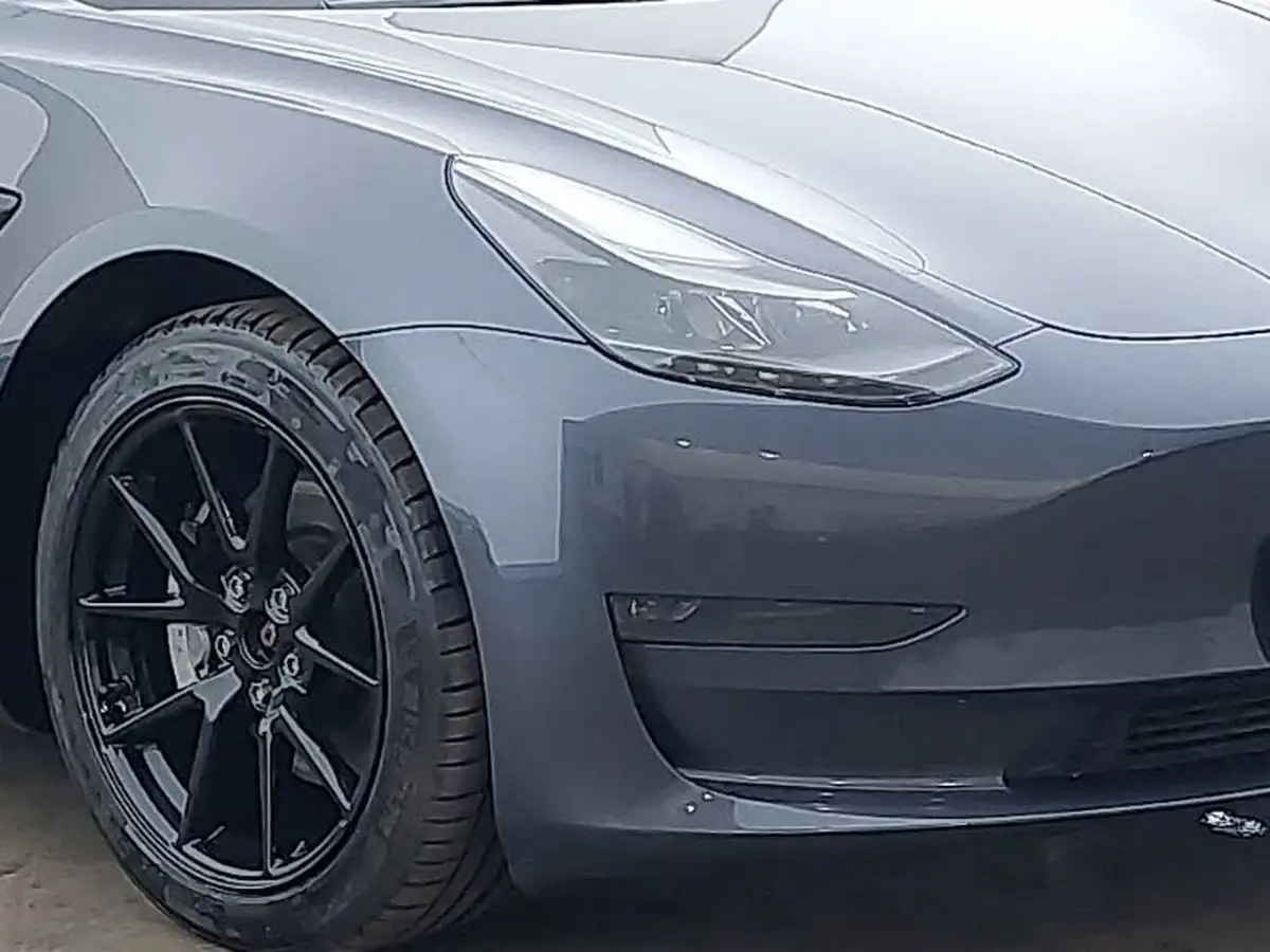 2021-tesla-model-3-e-long-range-4x4-big-8