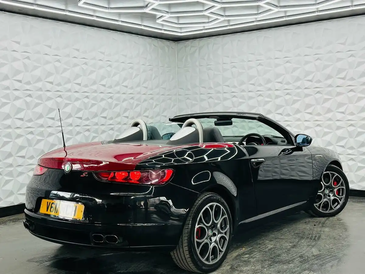 2007-alfa-romeo-spider-32-q4-big-4