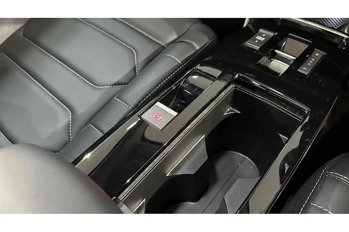 2021-citroen-c4-12-puretech-shine-plus-130ps-big-52