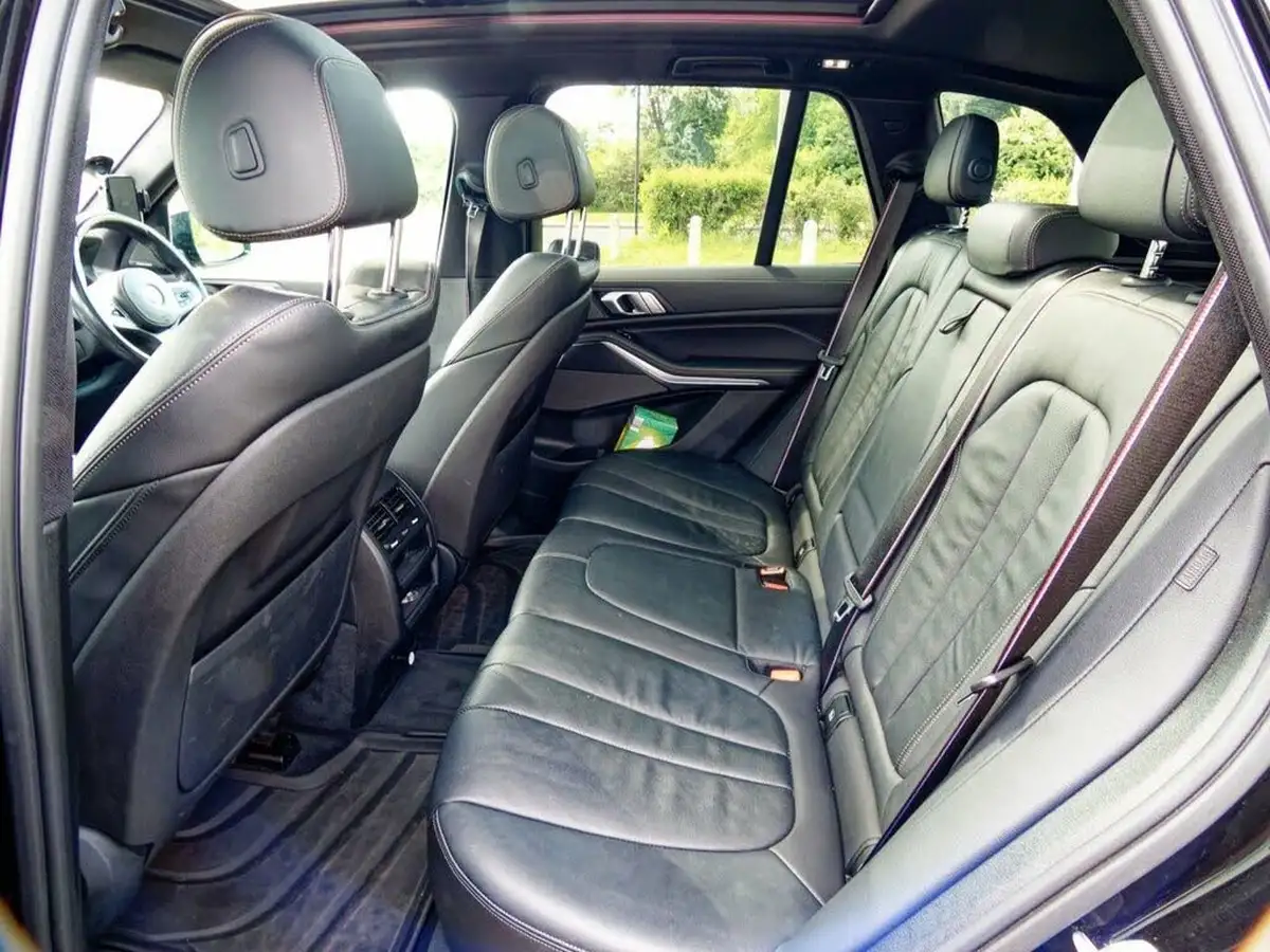 2020-bmw-x5-30td-m50d-big-28