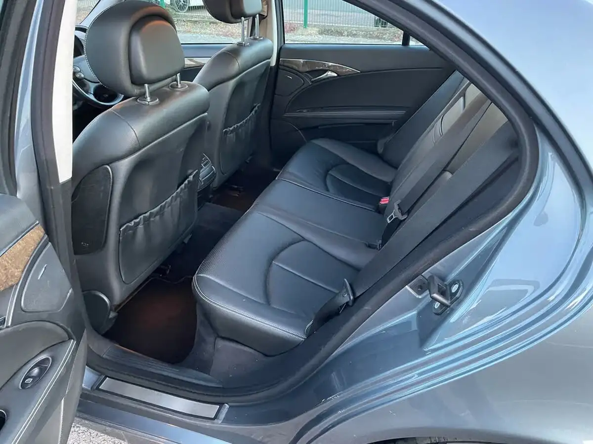 2007-mercedes-benz-e-class-30td-e280-sport-saloon-4d-big-13