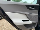 2019-jaguar-xe-20i-portfolio-200ps-small-43