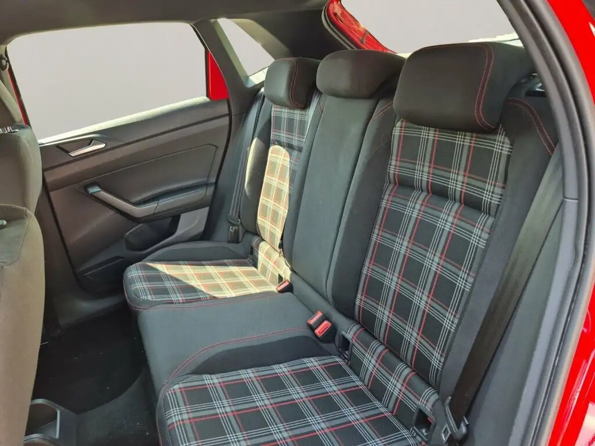 2018-volkswagen-polo-20-tsi-gti-big-29