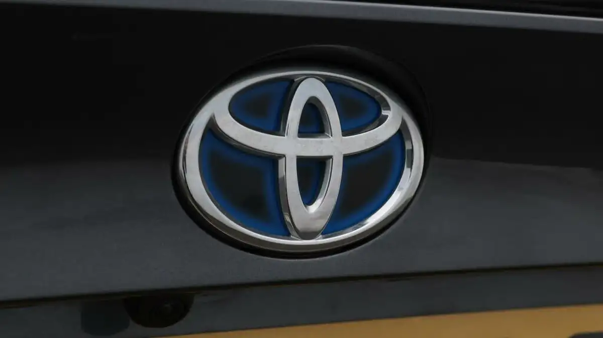 2020-toyota-c-hr-18-vvt-i-excel-big-23