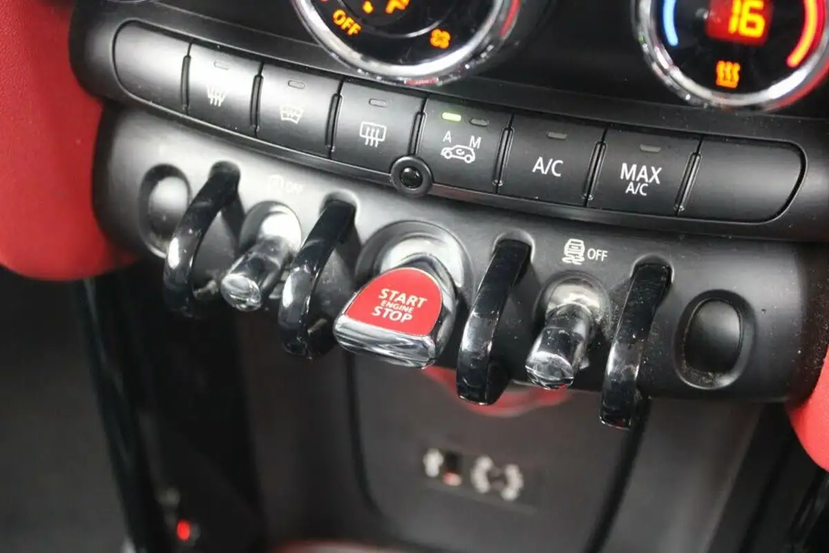 2014-mini-cooper-15-cooper-3d-big-35