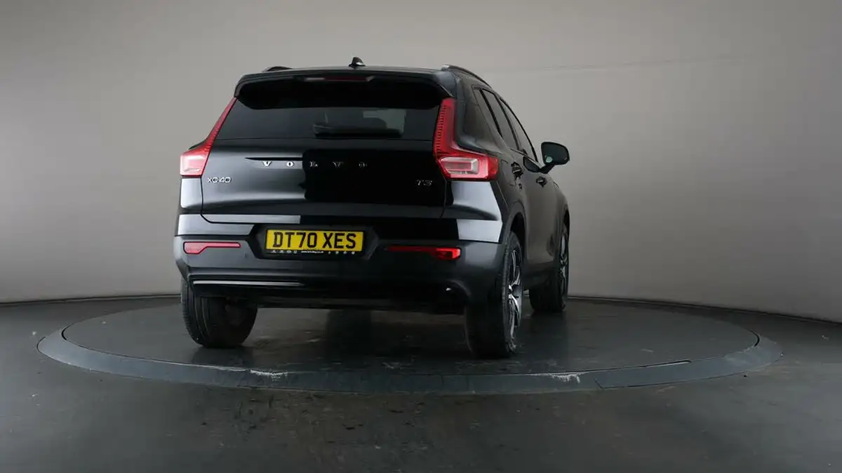 2021-volvo-xc40-15-t3-r-design-163bhp-big-70