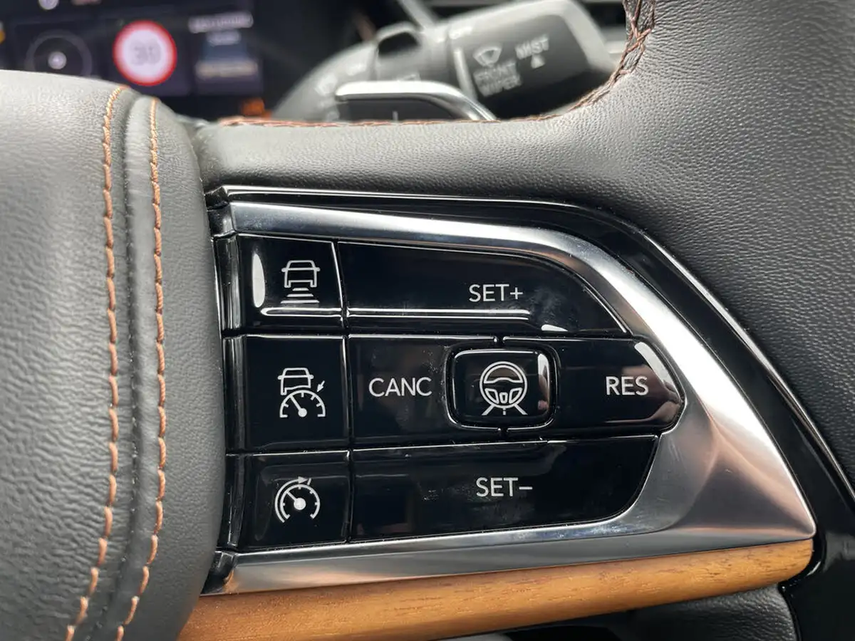 2023-jeep-grand-cherokee-20-gme-summit-reserve-big-48