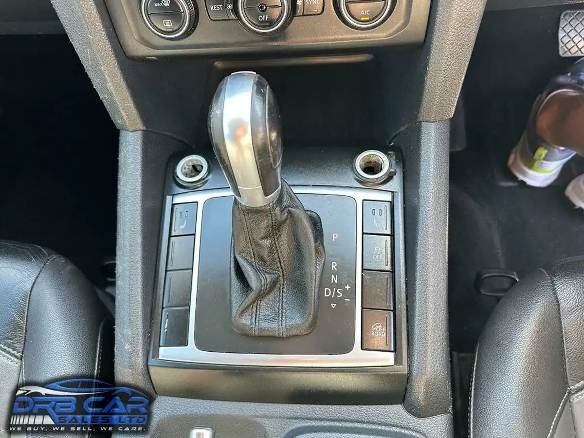2017-volkswagen-amarok-big-8