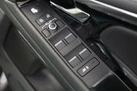 2022-land-rover-range-rover-evoque-15-p300e-r-dynamic-hse-small-23