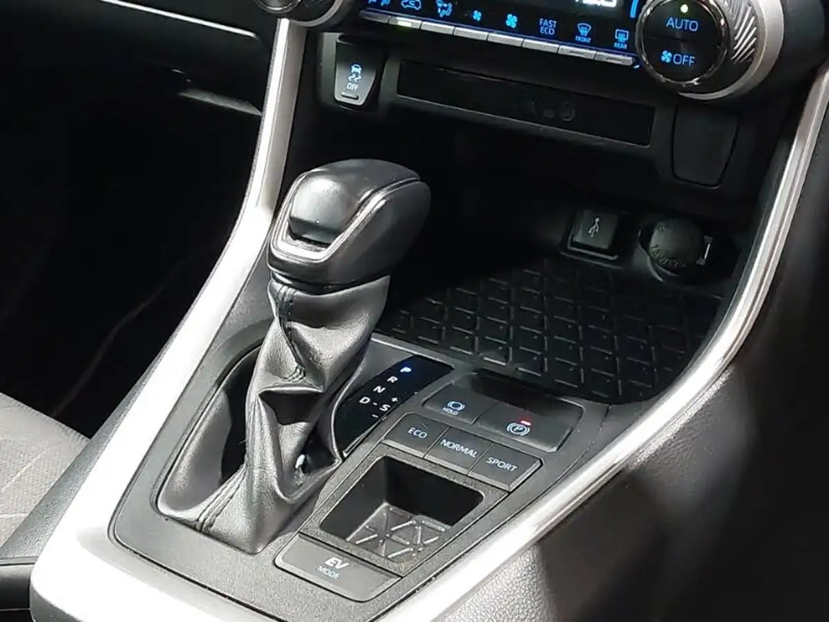 2020-toyota-rav4-25-vvt-i-design-215bhp-big-16
