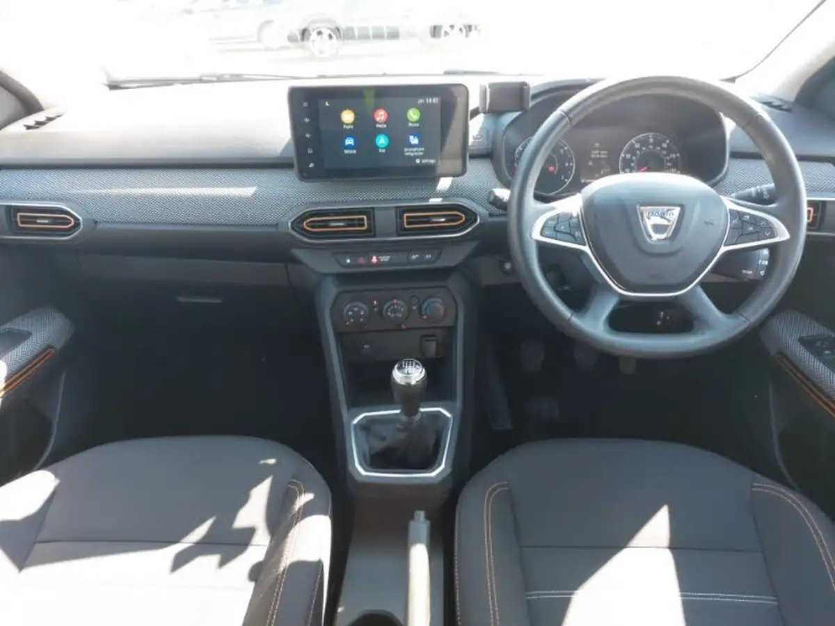 2022-dacia-sandero-stepway-10-tce-comfort-90bhp-big-2
