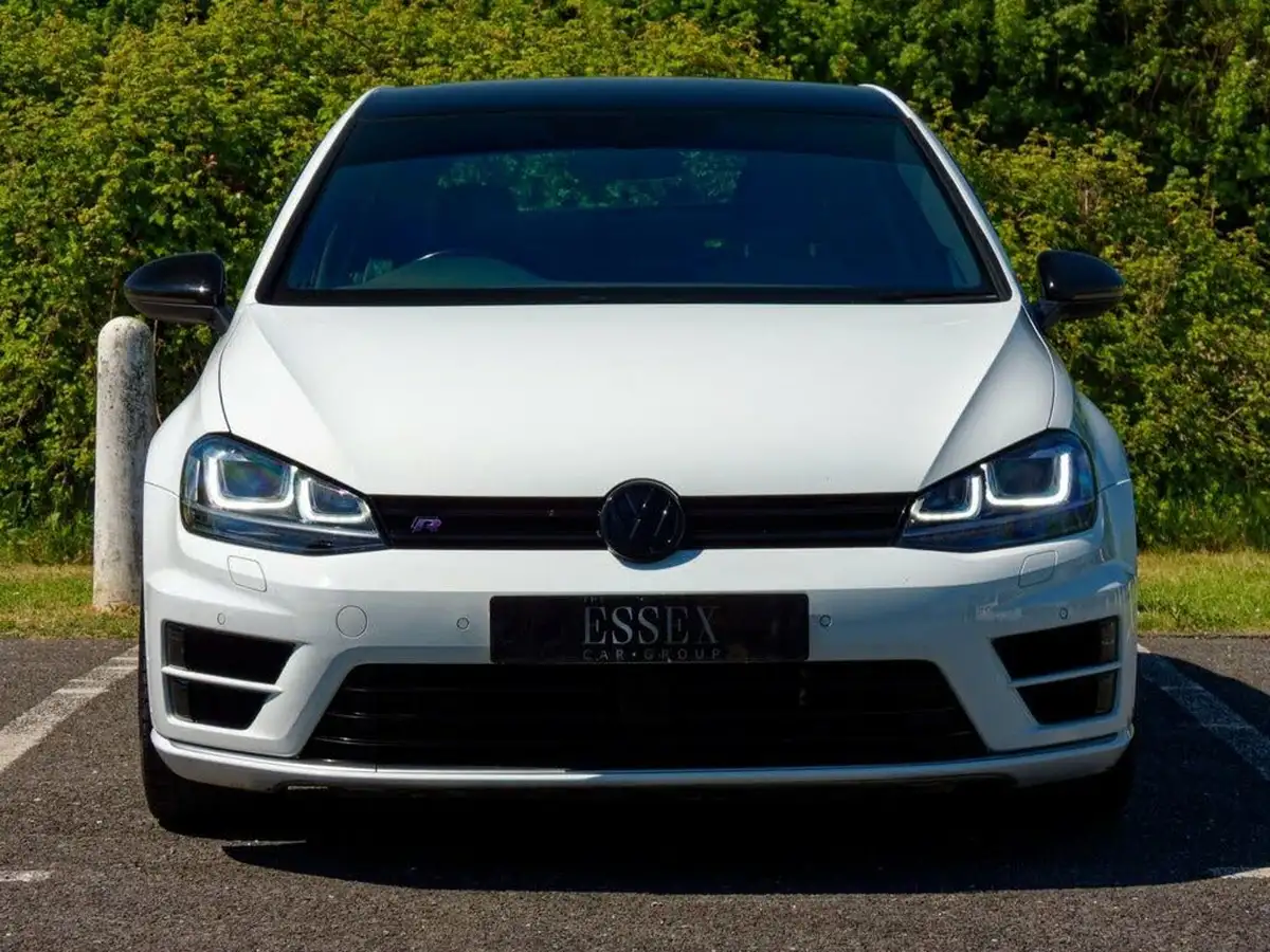 2016-volkswagen-golf-20-tsi-r-4motion-bmt-ss-hatchback-5d-dsg-big-2