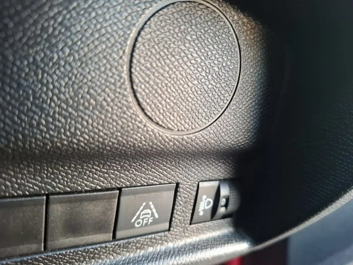 2023-citroen-c4-12-puretech-sense-big-10