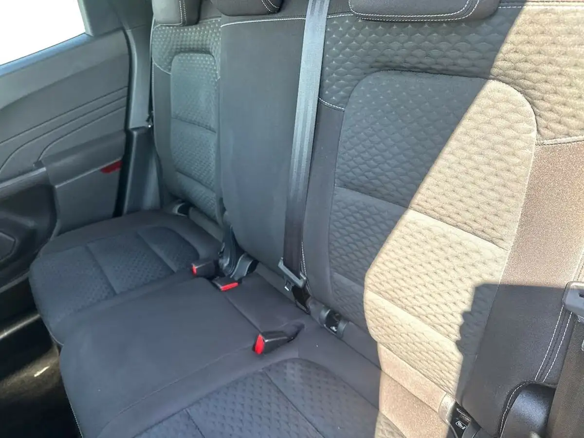 2022-ford-kuga-15t-zetec-big-13