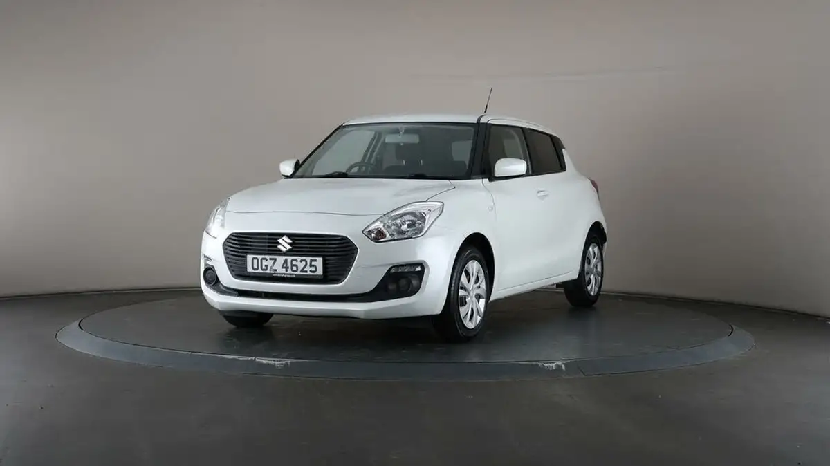 2019-suzuki-swift-12-dualjet-attitude-big-42