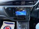 2016-toyota-auris-small-23