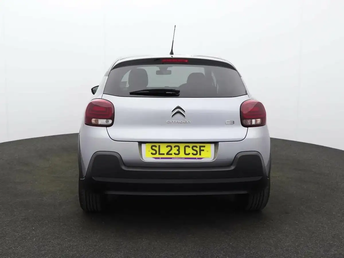 2023-citroen-c3-12-puretech-elle-83ps-ss-big-3
