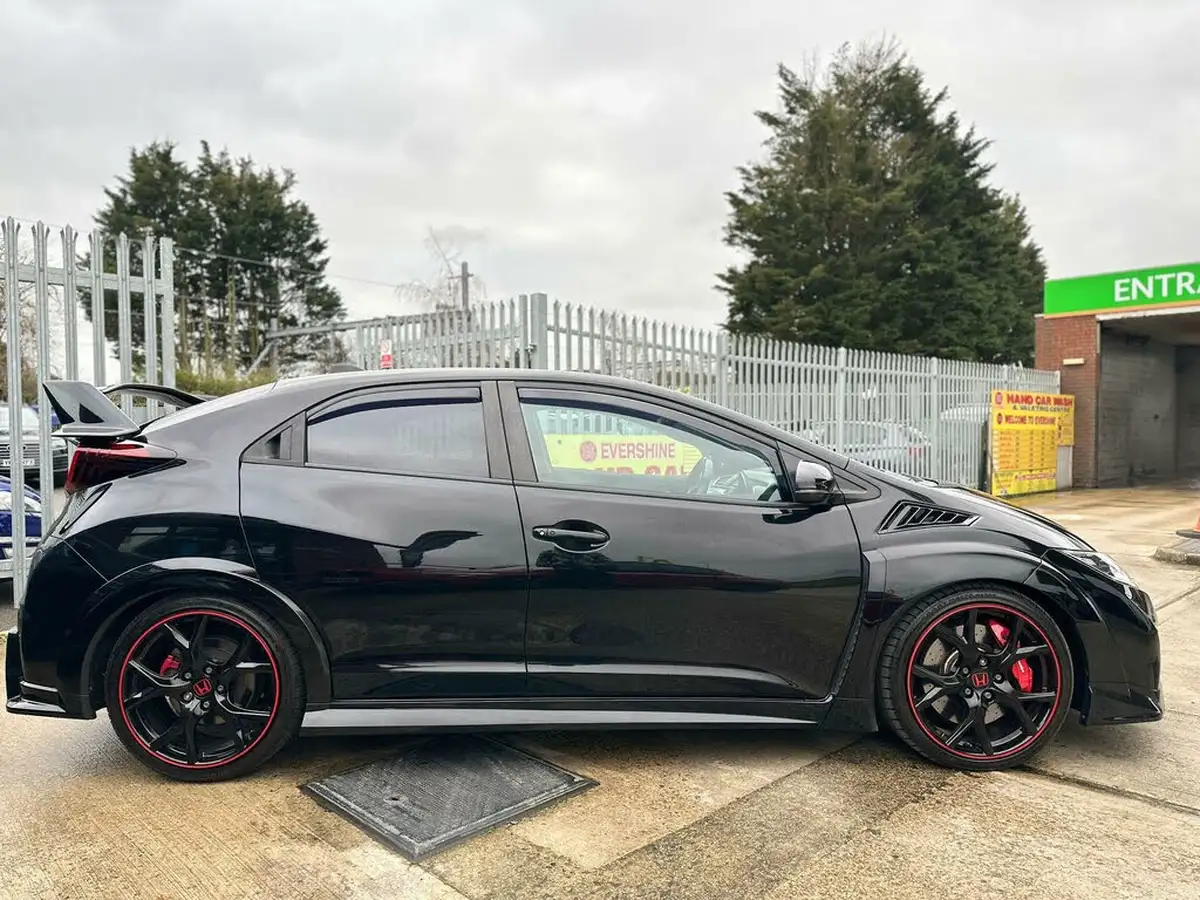 2016-honda-civic-20-i-vtec-type-r-gt-big-40