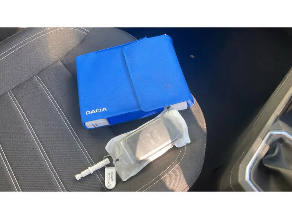 2021-dacia-sandero-10-tce-comfort-90bhp-big-18