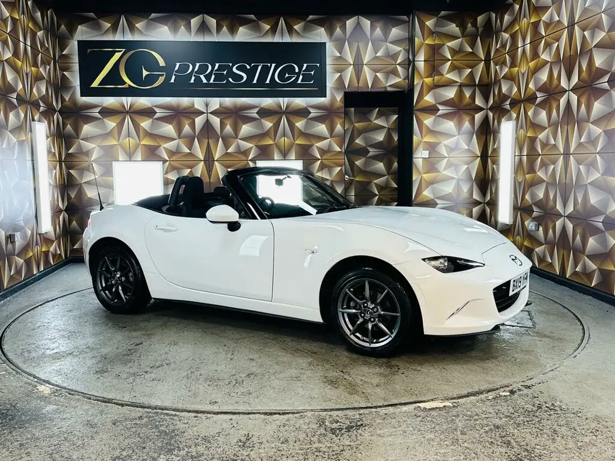 2019-mazda-mx-5-15-se-big-20