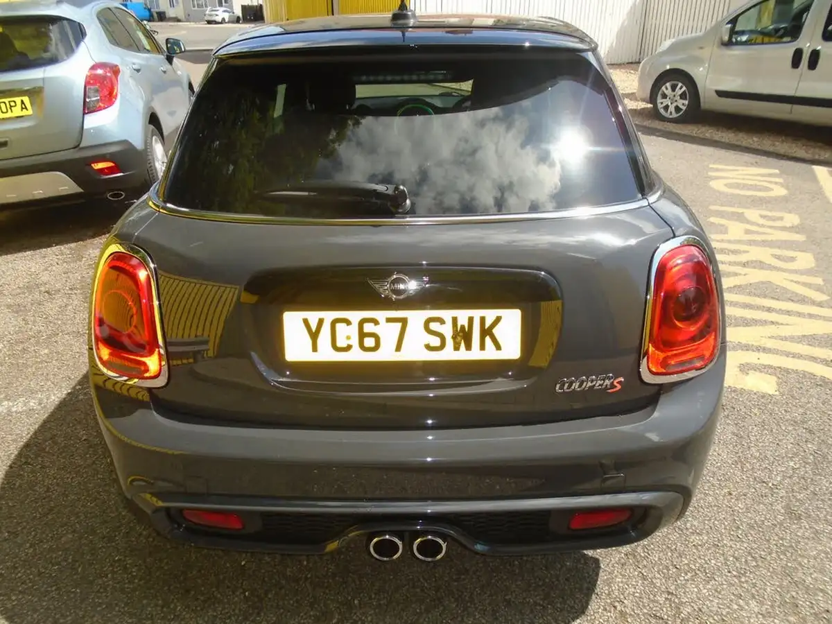 2017-mini-cooper-20-cooper-s-ss-hatchback-5d-big-4