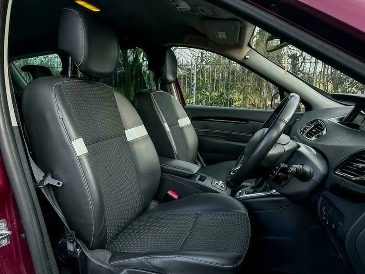 2015-renault-grand-scenic-15dci-dynamique-nav-edc-auto-big-33