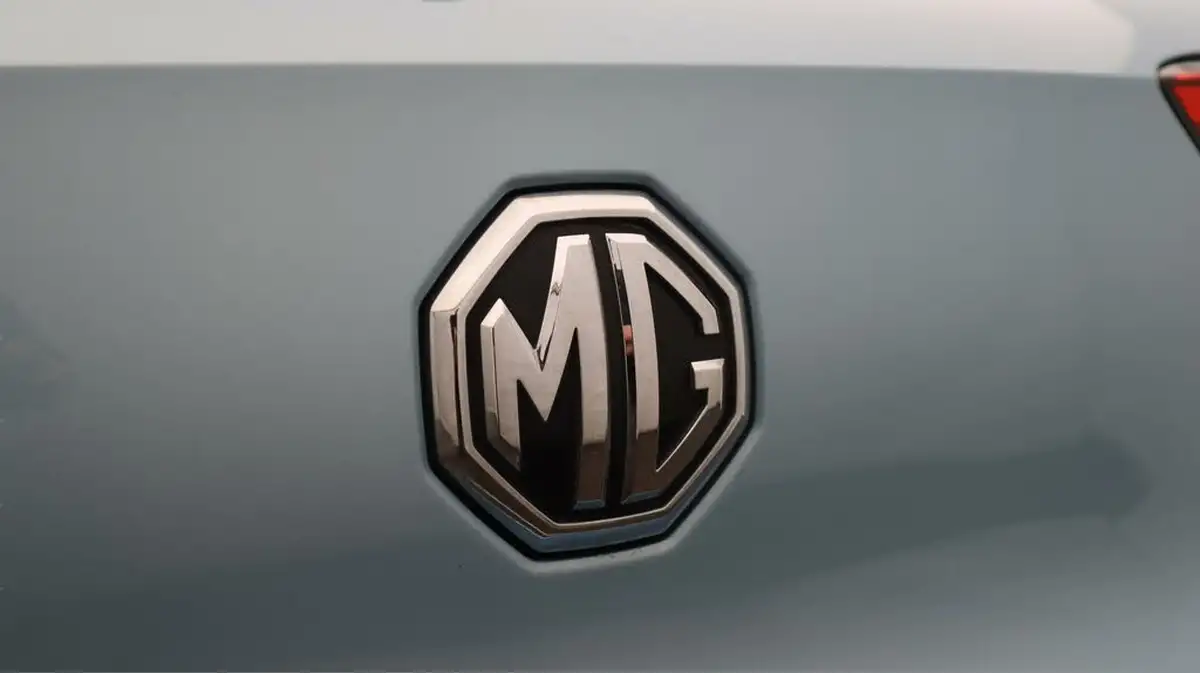 2020-mg-zs-suv-e-exclusive-ev-big-22