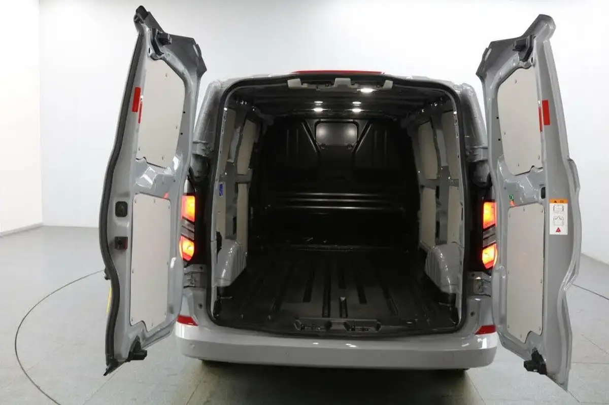 2024-ford-transit-custom-20tdci-320-l1h1-limited-136pseu6e-panel-van-1996cc-auto-big-3