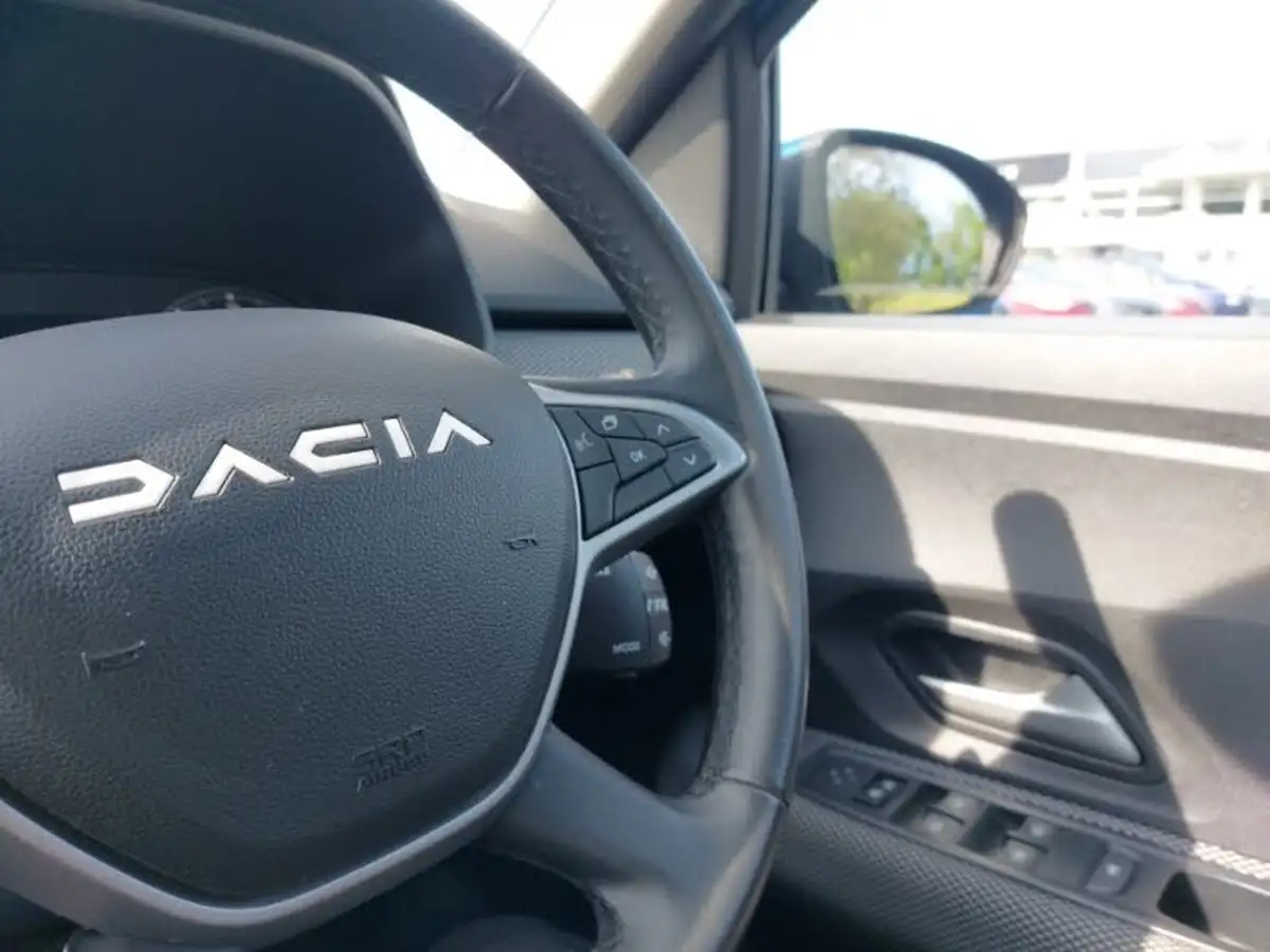 2024-dacia-sandero-stepway-10-tce-expression-90bhp-big-18