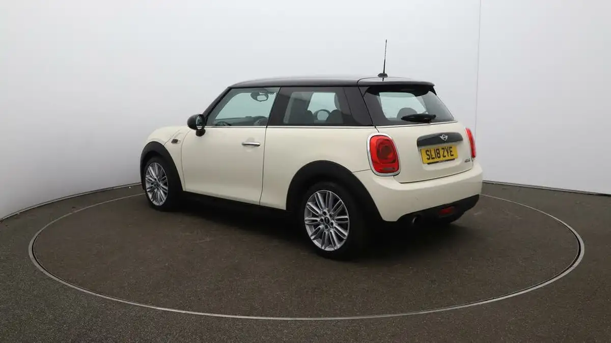2018-mini-cooper-15-cooper-series-ii-ss-hatchback-3d-big-59