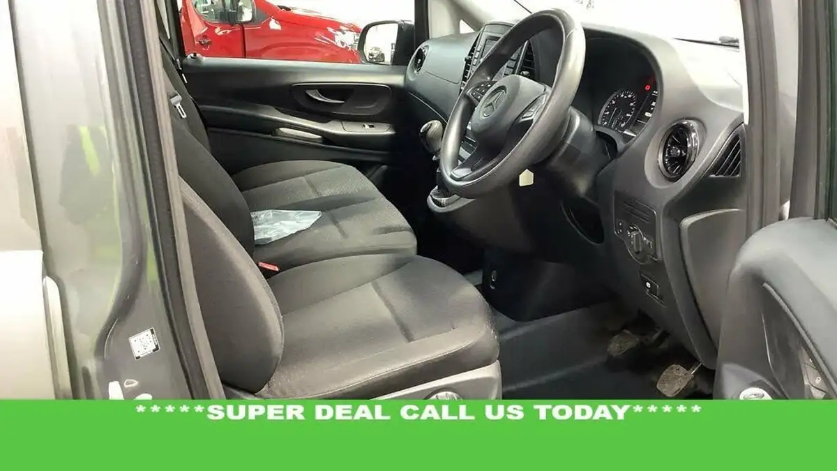 2022-mercedes-benz-vito-18-cdi-110-progressive-l1-panel-big-4